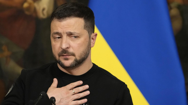 В Раде призвали Зеленского уйти в отставку
