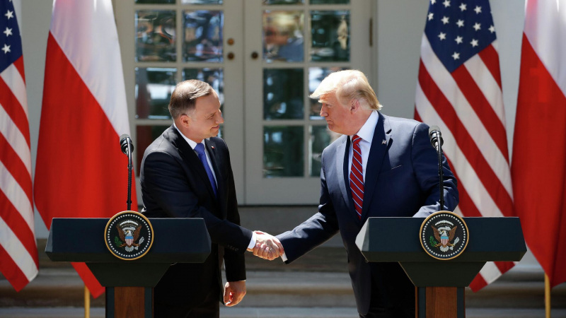 В Вашингтоне началась встреча Трампа и президента Польши
