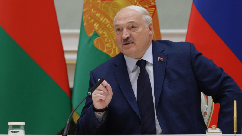 Лукашенко прибыл в Москву