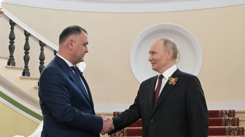 Путин пообещал поддерживать Южную Осетию в экономике
