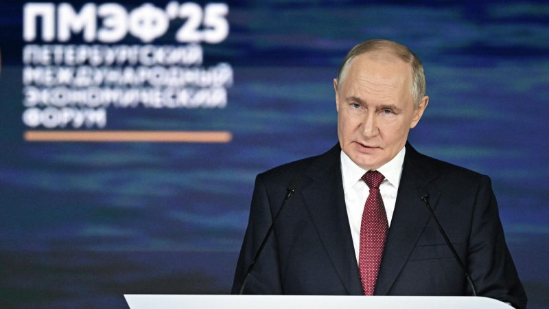 Путин оценил влияние попыток ударить по "теневому флоту" России